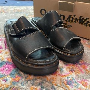 VINTAGE Dr. Martens AirWair Sandal Peep toe Open Classic Slide Mule